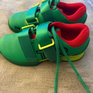 TYR women’s weightlifting shoes